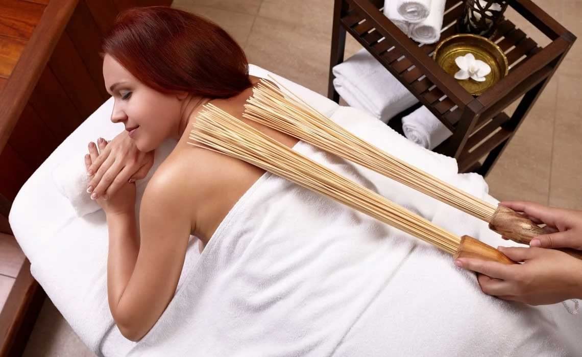 Set Of 2 Massage Bamboo Broom, Hammer Tapotement Sticks, Natural Bamboo Tool, Body Relaxation Tools, Anti-Cellulite Brooms,Sauna Accessories